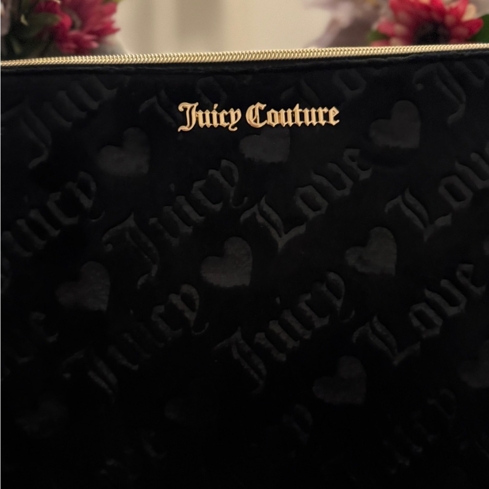 Juicy Couture Black Cosmetic Bag with Gold Accents - Picture 3 of 12